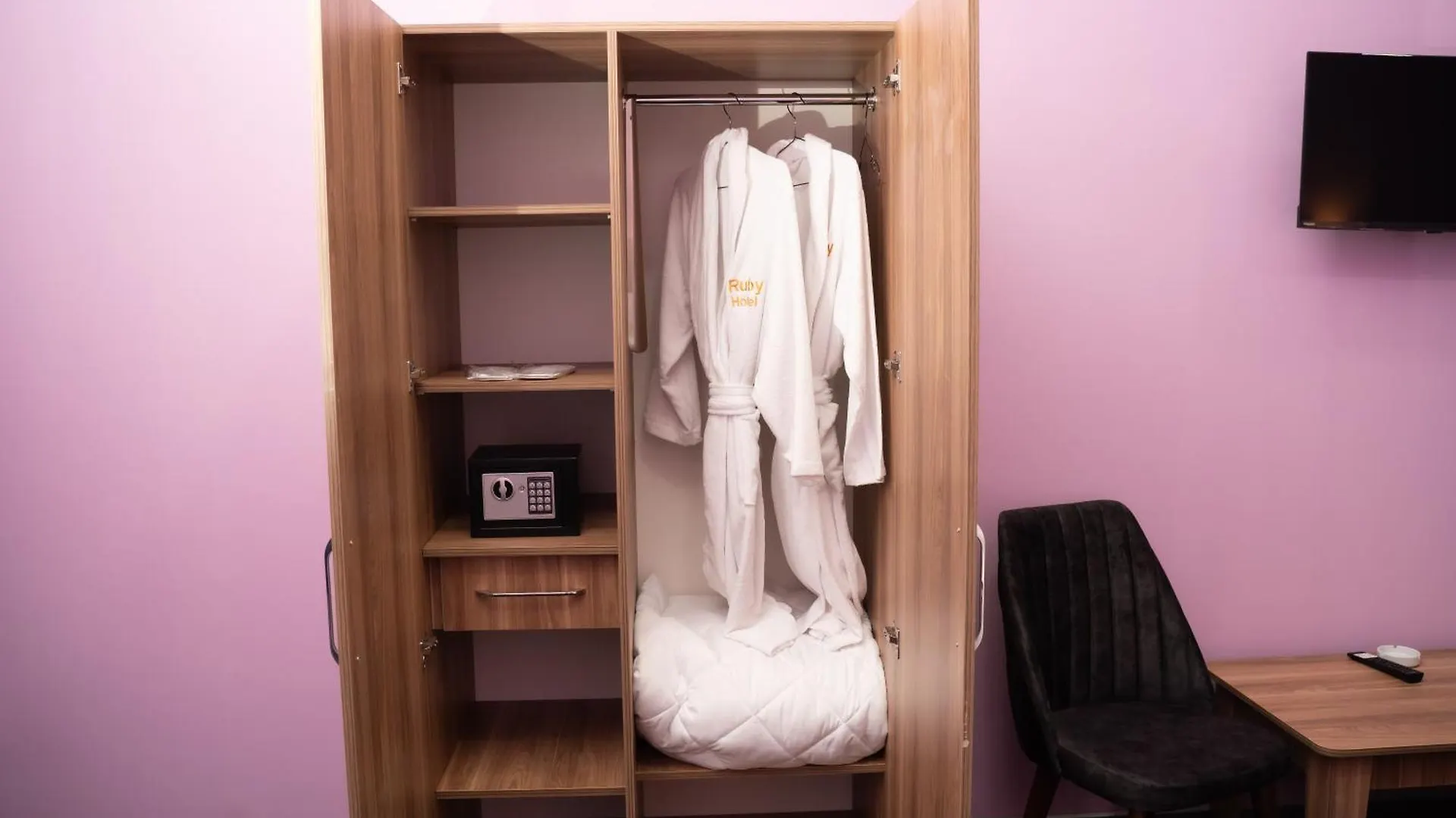Ruby Hotel Баку